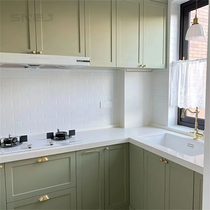 وسط صدی جدید طرز کے باورچی خانے کی الماریاں